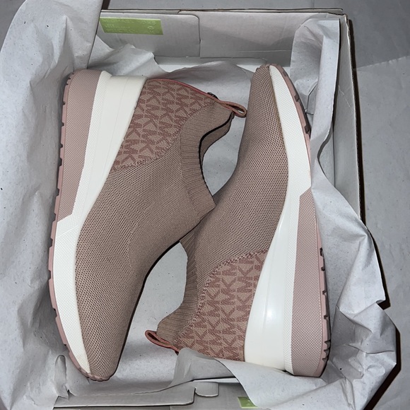 Michael Kors Mabel Stretch Knit Slip On Wedge Trainers - Picture 13 of 16